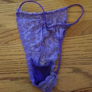 ☆ISO vintage lace g-string ☆